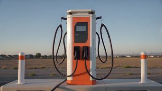 Cargador DC EV naranja (serie White Dew)