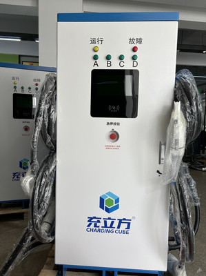 IP55 160KW Estación de carga de EV de CC integrada con cuatro armas personalizadas