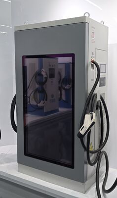 Un buen precio. Refrigerador por aire IP54 Estación de carga rápida de vehículos eléctricos comerciales CLF DC de la serie 120 120kW Cargador de corriente continua de 55 pulgadas Pantalla LCD publicitaria OCPP1.6J Configuración de conector múltiple En línea